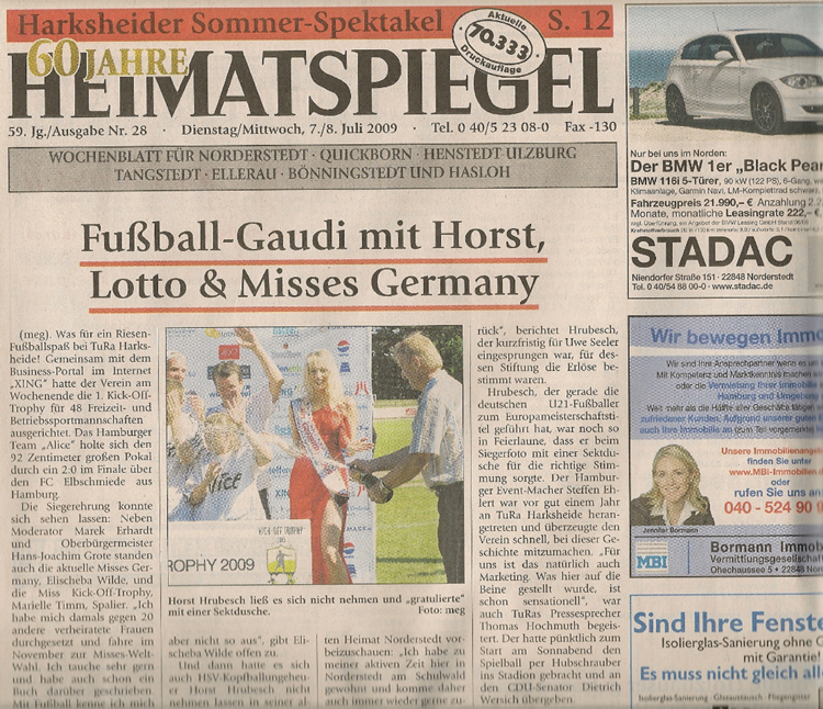 Fußball-Gaudi mit Horst Hrubesch und Elischeba Wilde