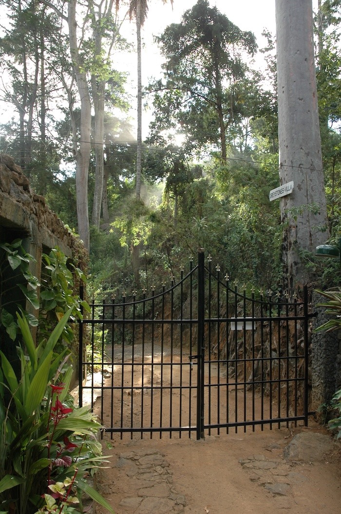 Tor zur Greystone Villa